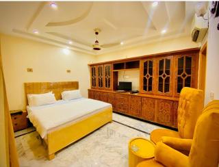 Majestic family House - 0