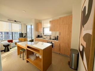 Condo Steps from Bayfront & the Kaseya Center - 8