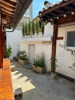 Private Hanok Gyeongbok 2min with Yard 2BR2BA 3beds 5guest LP beam - 6