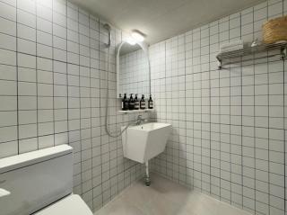 Private Hanok Gyeongbok 2min with Yard 2BR2BA 3beds 5guest LP beam - 4