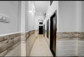 Hotel hardik palace - 8