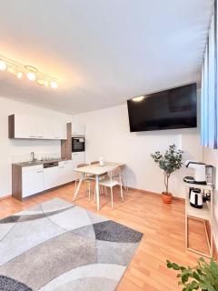 Flower House - Souterrain with Garden - 2