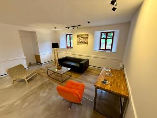 Lotila Flats Lastres - 9