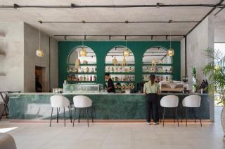 Hidden City Ubud - Modern Comfort and Relaxed Living near Central Ubud and Rice Fields - 1