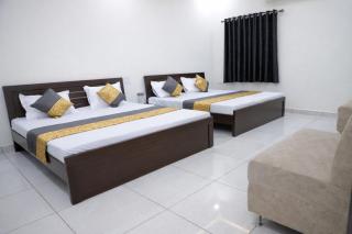 Hotel JL Palace Shri Mahakaleshwar Jyotirlinga Temple And Railway Station - Fully Air Conditioned Premium Room - Free Wi-fi - Free Parking Available - Best Premium Hotel In Ujjain - 7