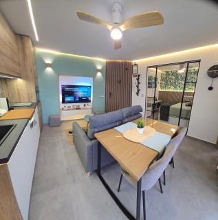 MOCAHomes Apartamento Congreso DownTown - 0
