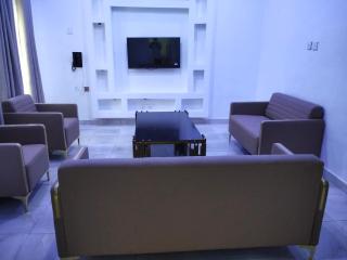 KINGSAMYSTAR HOTEL and SUITES - 3