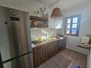 Portitsa View Guesthouse - 8