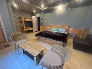 hotel shivam kuteer - 0