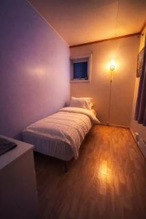 Central Homestay with View and Easy Access - 4