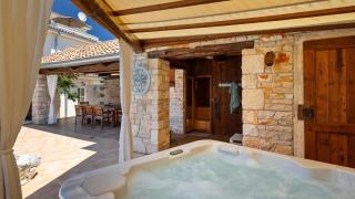 Family villa Elizabeta with pool in Umag - 8