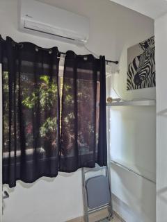 Charming Studio in the Heart of Talpiot Market - 1
