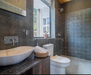 Private Luxury Villa with Staff and Cook - 8