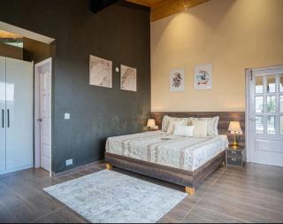 Private Luxury Villa with Staff and Cook - 2