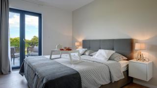 Modern villa Omnia with pool and grill in Pula - 3