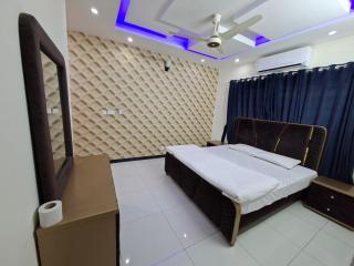 Luxury 3Bedrooms portion in Islamabad Margala Hills View - 1