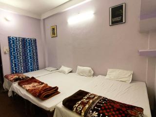 Singh Homestay And Dormatary - 8