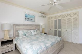 Glitter Bay Estate 112 apts - 2