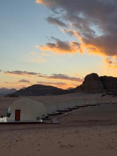 Wadi Rum famous luxury camp - 9