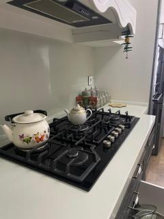 Cozy City Center Apartment with Full Sea View - 7