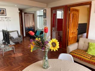 Family Space with Bathtub in Tandapata - 1