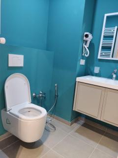 Evdo Apartments F4 White Stay - 5