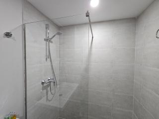 Evdo Apartments F4 White Stay - 9