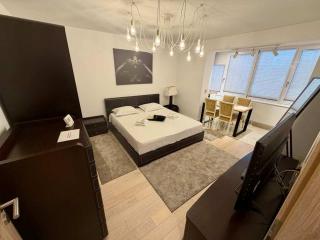 Cozy modern studio Downtown by Managr - 0