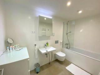 Modern City Apartment - 3