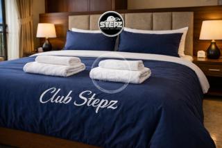 Stepz Lounge and Motel - 2