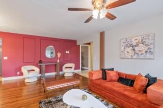 Wichita Getaway | Games & King Bed - 5