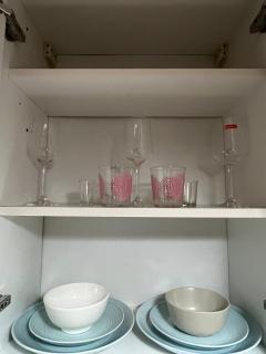 modern 2 bedroom, close to city and railway - 4