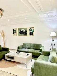 Beautiful Condo Onomo Airport Road - 6