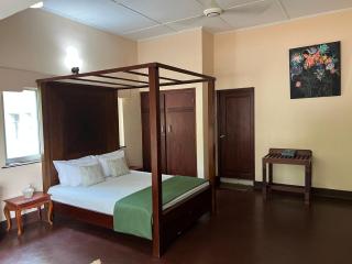 The Deane Residence - 5