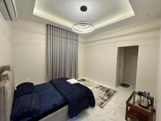 Faj Court Family only bed and breakfast - 5