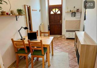 Studio Apartment at Chain-Bridge - 5