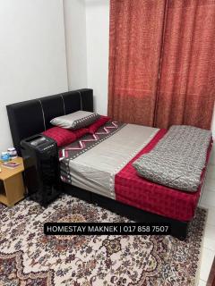 Homestay Maknek - 4