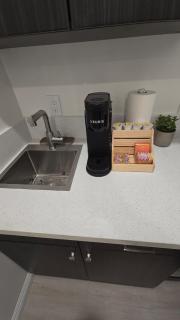 Modern Suite with Kitchen Prkng Near Disney and DTLA - 1