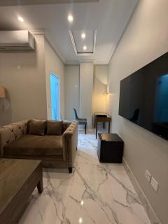 Regency Suites Apartment Hotel - 9