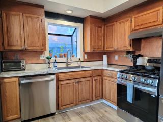 The Raven Room at Stag and Sparrow - 7