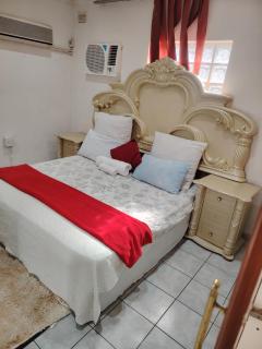 Lytton Cresent B&B - 4