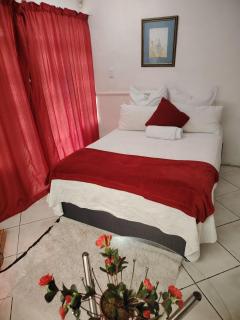 Lytton Cresent B&B - 6