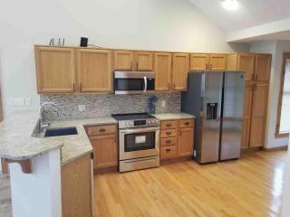 Cozy 4bd 4bath Grand Cabin Retreat in Camelback - 8
