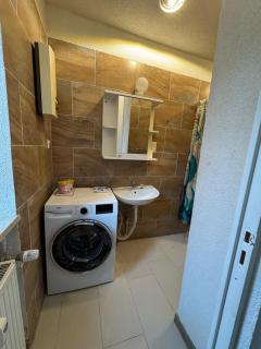 Monteurwohnung mit 3 Schlafzimmern - 1