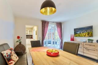 Ferienwohnungen Weingut und Vinothek Regnery - 0