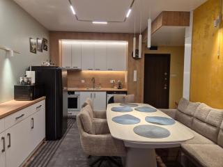 Bansko Getaway- Ski & Summer Activities , sleep 6 - 2