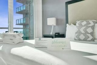 Bay and City View Studio at The Arya - 2