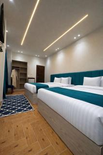 Soho Scarab Pyramids View - 7