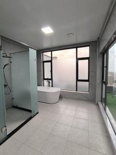 3 Bedroom 3 bathroom penthouse on the 14th floor - 8