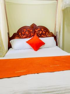 Zedek Suite 003 - 6